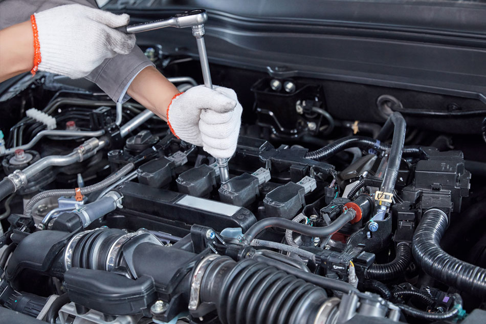 提供代驗車與保險理賠服務，讓客戶省時又安心